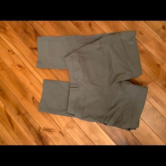 The North Face Nylon Zip off Pants to shorts sz 2 - Picture 4 of 14